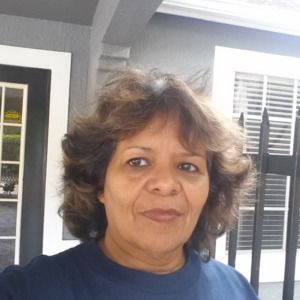 Meet your Posher, Ana